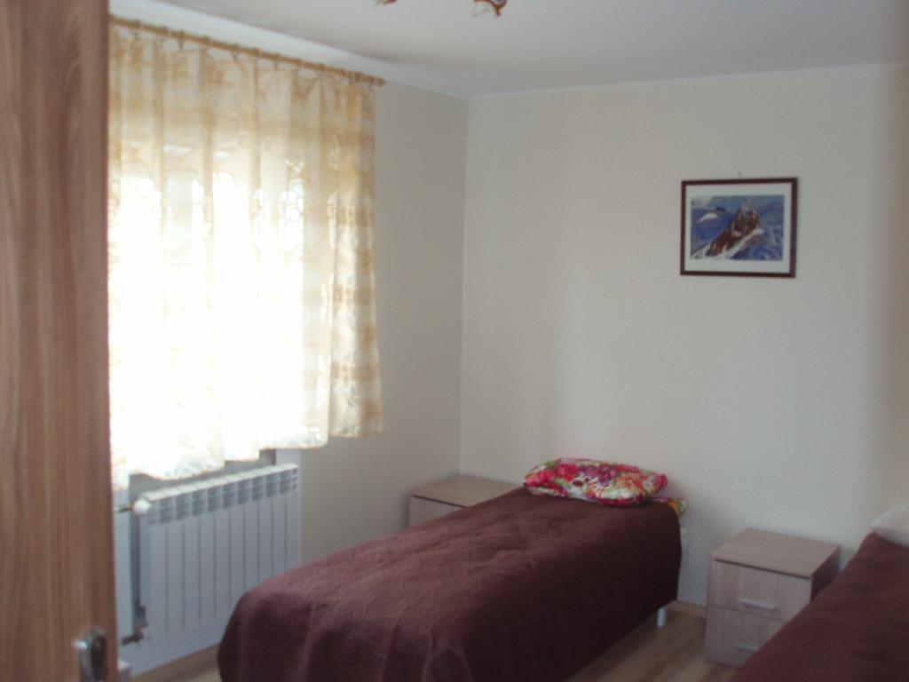 Oti Guesthouse Talin Exterior foto